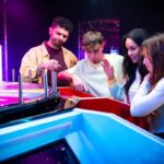 BuzzAttack abre en X-Madrid de Alcorcón y lleva los concursos de televisión a una experiencia inmersiva
