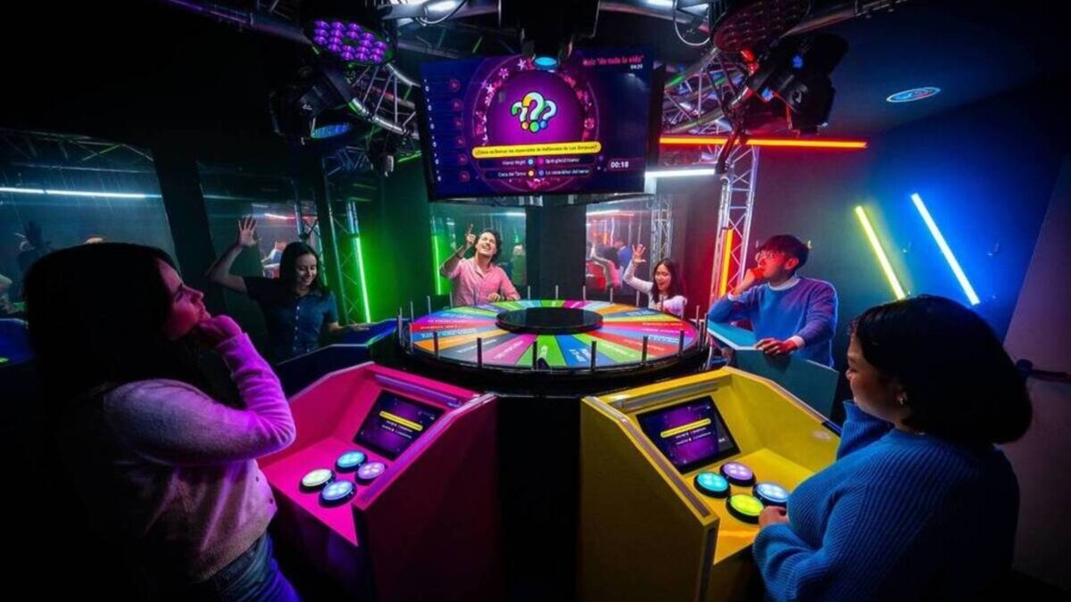 BuzzAttack abre en X-Madrid de Alcorcón y lleva los concursos de televisión a una experiencia inmersiva