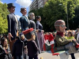 Los Cabezudos de San José de Valderas preparados en el Recinto Ferial por el Día del Niño: así cierran las Fiestas de Alcorcón este domingo