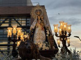 Alcorcón vivió de forma emocionante su tradicional procesión de la Virgen de los Remedios Alcorcón vivió de forma emocionante su tradicional procesión de la Virgen de los Remedios