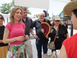 Alcorcón vuelve a apostar por el consumo de cercanía con una nueva edición del Ecomercado Alcorcón vuelve a apostar por el consumo de cercanía con una nueva edición del Ecomercado