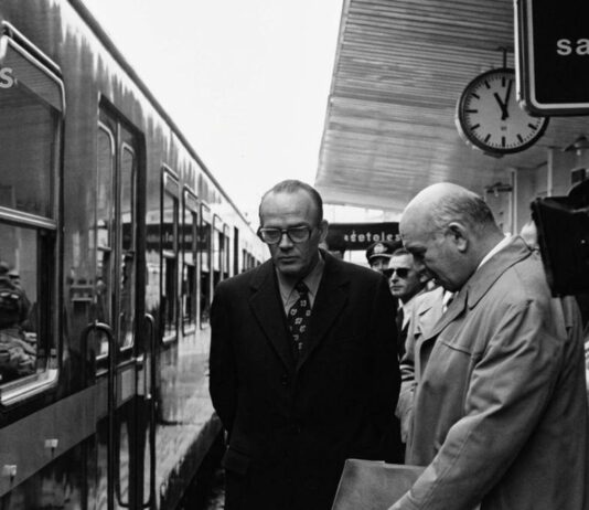 Alcorcón en los 50 años de la C-5: así nació la conexión ferroviaria con Móstoles Alcorcón en los 50 años de la C-5: así nació la conexión ferroviaria con Móstoles