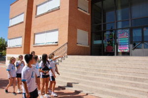 ¿Cómo elegir un colegio que facilite la adaptación de los nuevos alumnos?