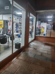 Nuevo robo con fuerza en Alcorcón: la tienda Isekai sufre uno de madrugada