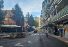 Prohibido aparcar en la calle Plaza de Santiago de Compostela de Alcorcón por obras durante varios meses