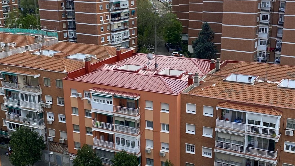 Alcorcón afronta la rehabilitación de sus tejados antiguos ante la llegada del otoño