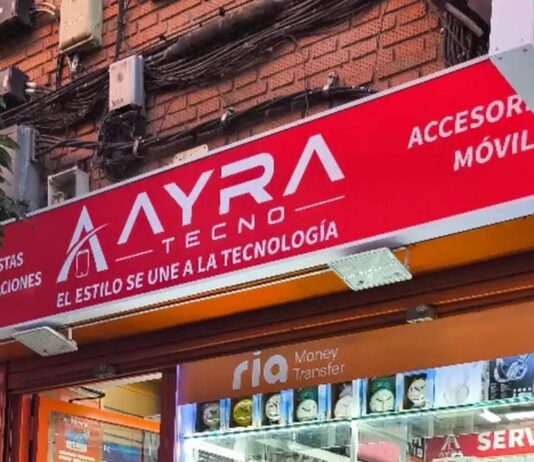 Dos robos en Alcorcón: una mochila en la plaza de la Hispanidad y móviles a punta de cuchillo Dos robos en Alcorcón: una mochila en la plaza de la Hispanidad y móviles a punta de cuchillo